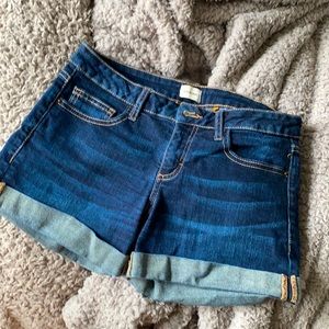 Women’s denim shorts. Medium (fit like 4)